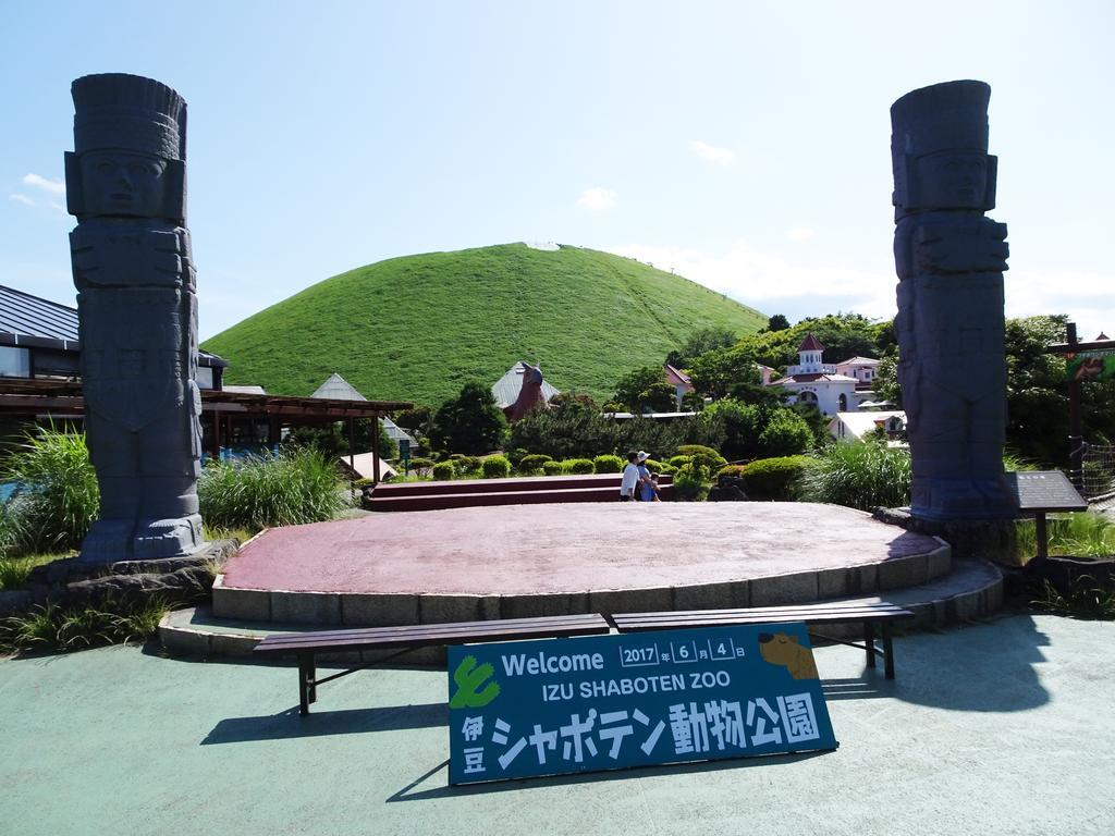Izu No Ie Uno Villa Ito  Buitenkant foto